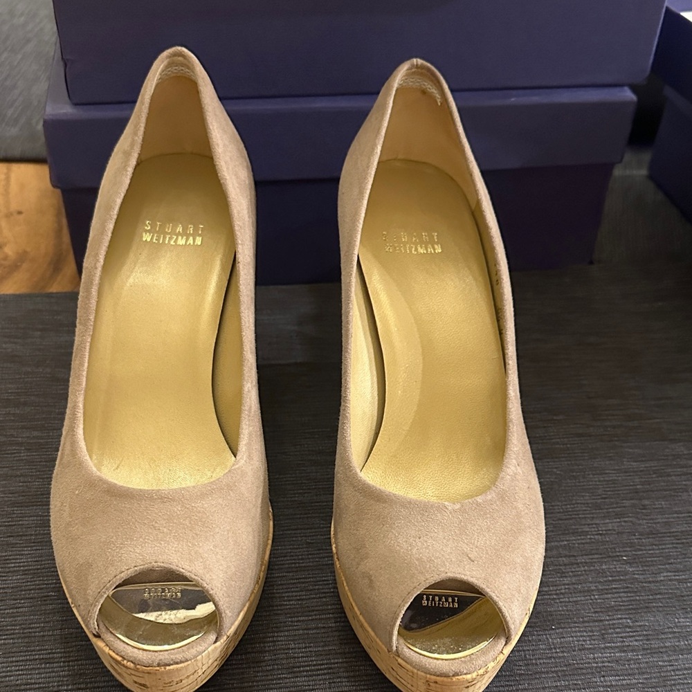 Stuart Weitzman Taupe Suede Peep-Toe Cork Platform Pumps